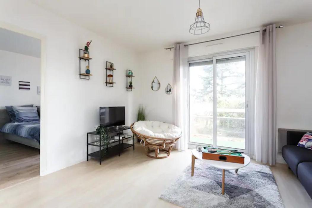 Appartement Cozy : 10/15 Min Des Champs Elysee Sartrouville Exterior foto