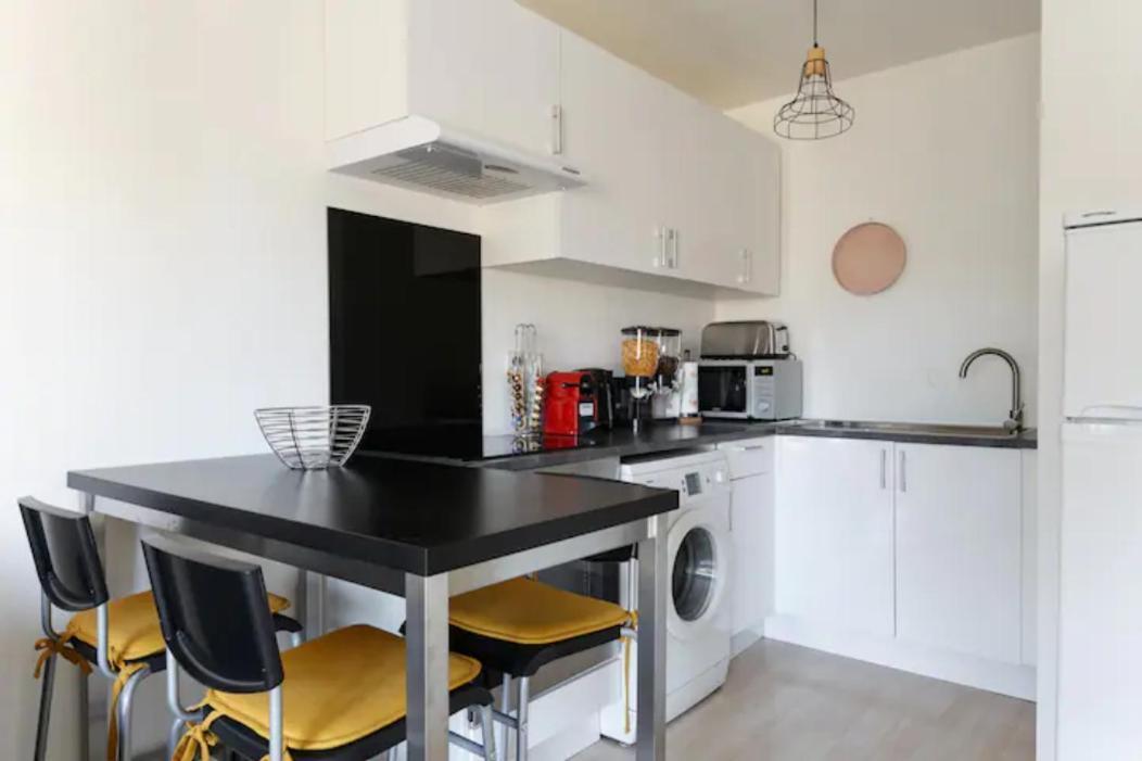 Appartement Cozy : 10/15 Min Des Champs Elysee Sartrouville Exterior foto
